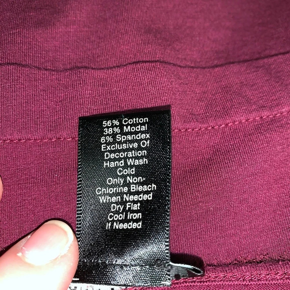 Ann Taylor burgundy long sleeve M top - Picture 6 of 8